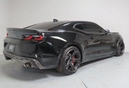 2021 Chevrolet Camaro 1LE - Image 10