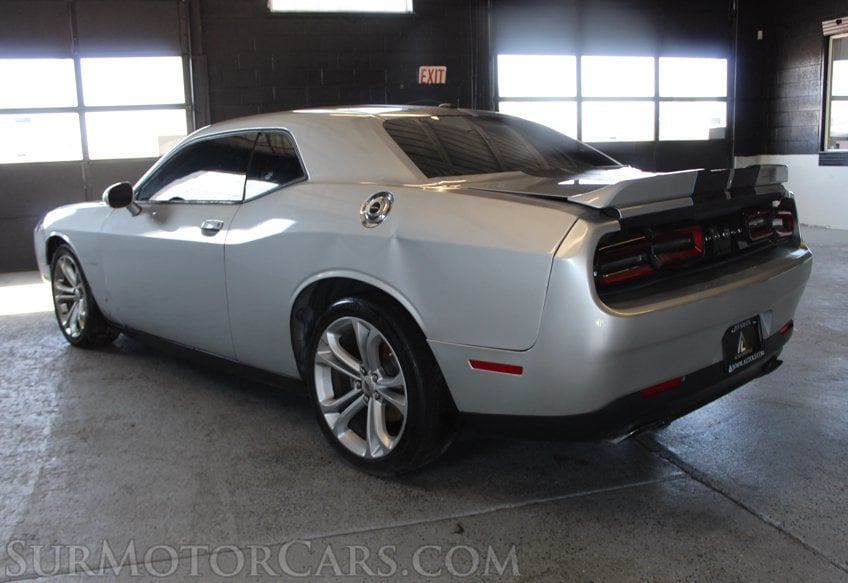 2022 Dodge Challenger - Image 7