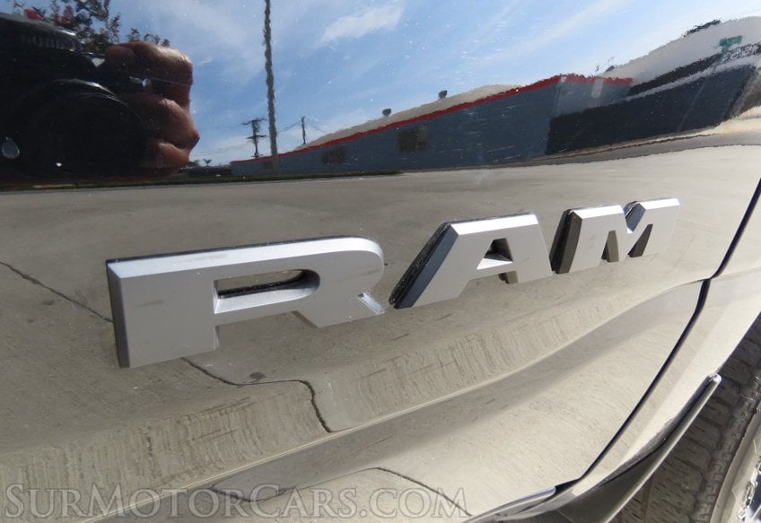 2023 Ram 1500 4x4 Big Horn - Image 17