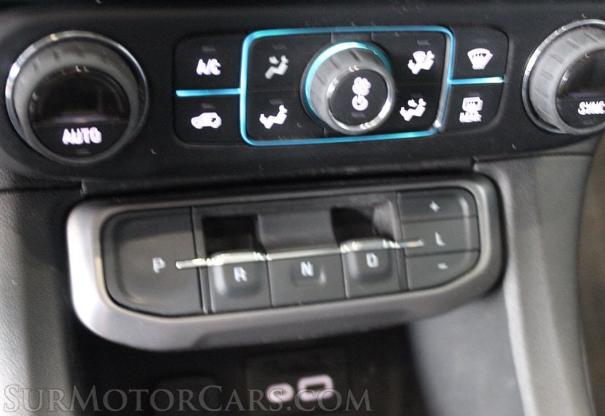 2022 GMC Acadia - Image 46