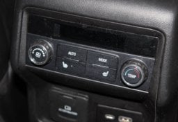 2022 GMC Acadia - Image 49