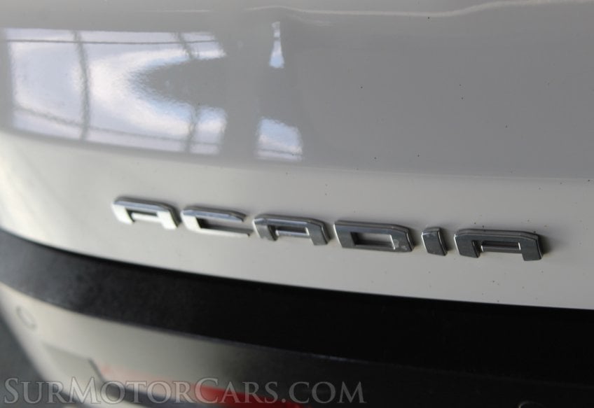 2022 GMC Acadia - Image 23