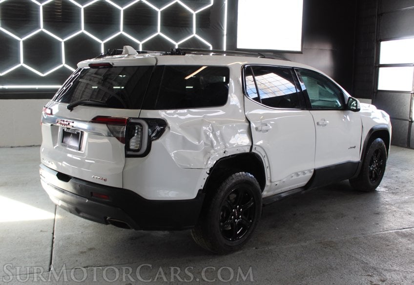 2022 GMC Acadia - Image 6