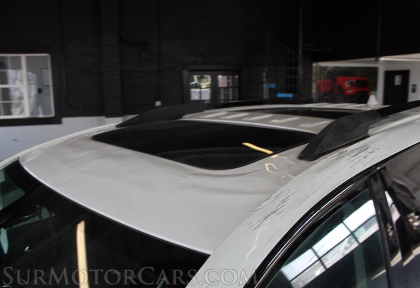 2022 GMC Acadia - Image 13