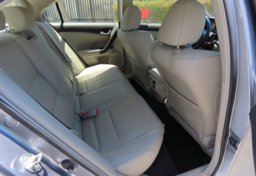 2013 Acura TSX w/Technology Package - Image 21