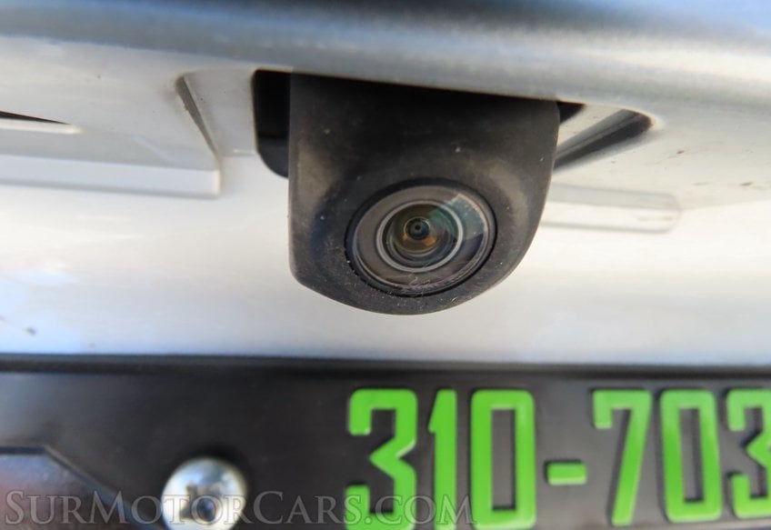 2018 Toyota Prius Three - Image 17