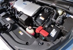 2018 Toyota Prius Three - Image 47