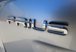 2018 Toyota Prius Three - Image 18