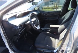 2018 Toyota Prius Three - Image 19