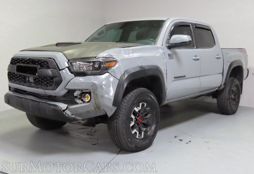 2021 Toyota Tacoma TRD Off-Road - Image 4