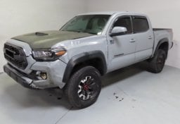 2021 Toyota Tacoma TRD Off-Road - Image 2