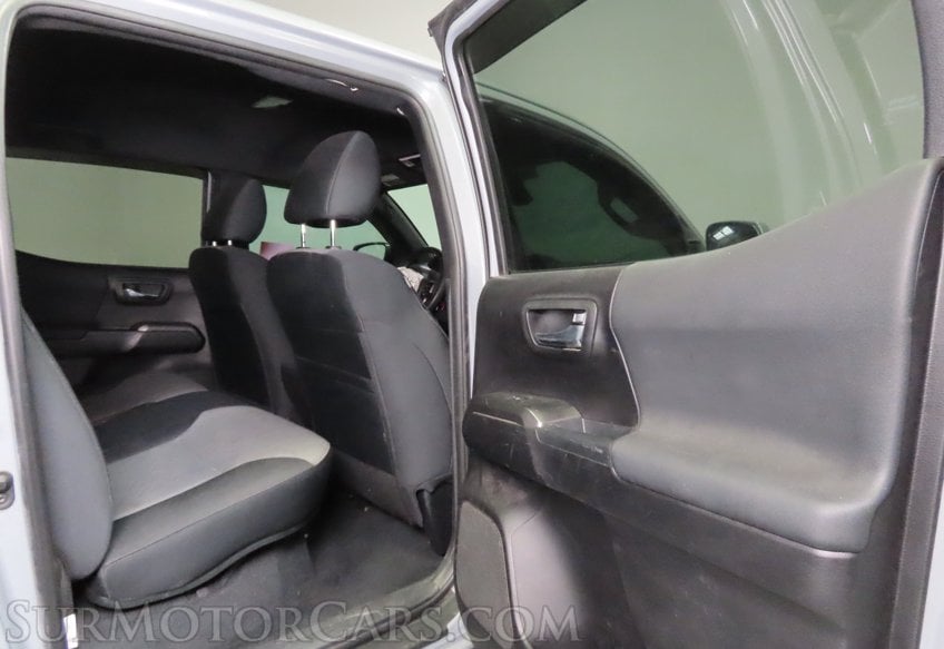2021 Toyota Tacoma TRD Off-Road - Image 19