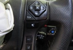2021 Toyota Tacoma TRD Off-Road - Image 27