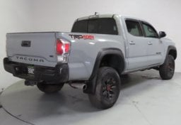 2021 Toyota Tacoma TRD Off-Road - Image 7