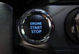 2021 Toyota Tacoma TRD Off-Road - Image 31