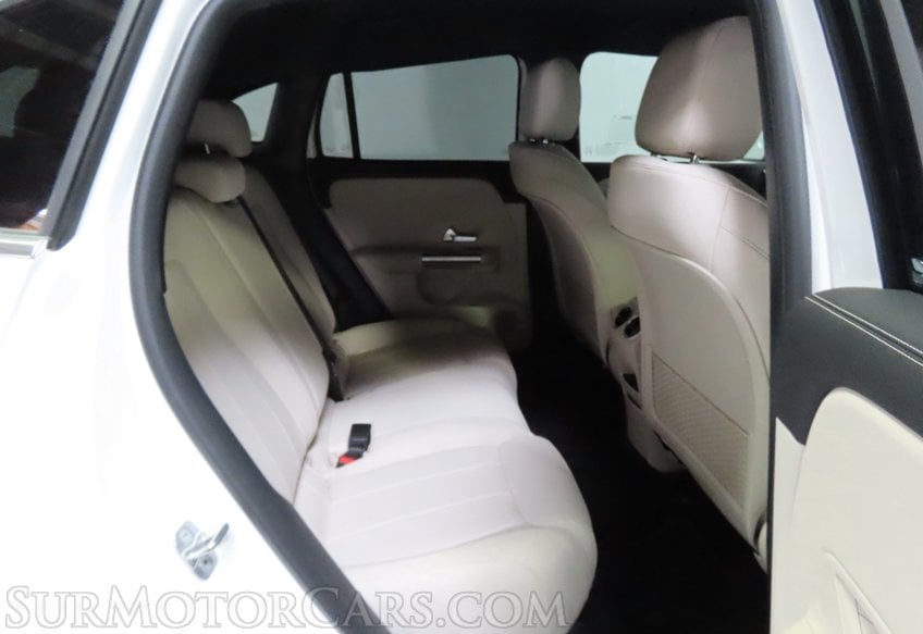 2025 Mercedes-Benz GLA 250 - Image 21