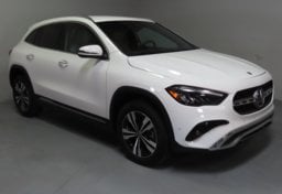 2025 Mercedes-Benz GLA 250 - Image 1