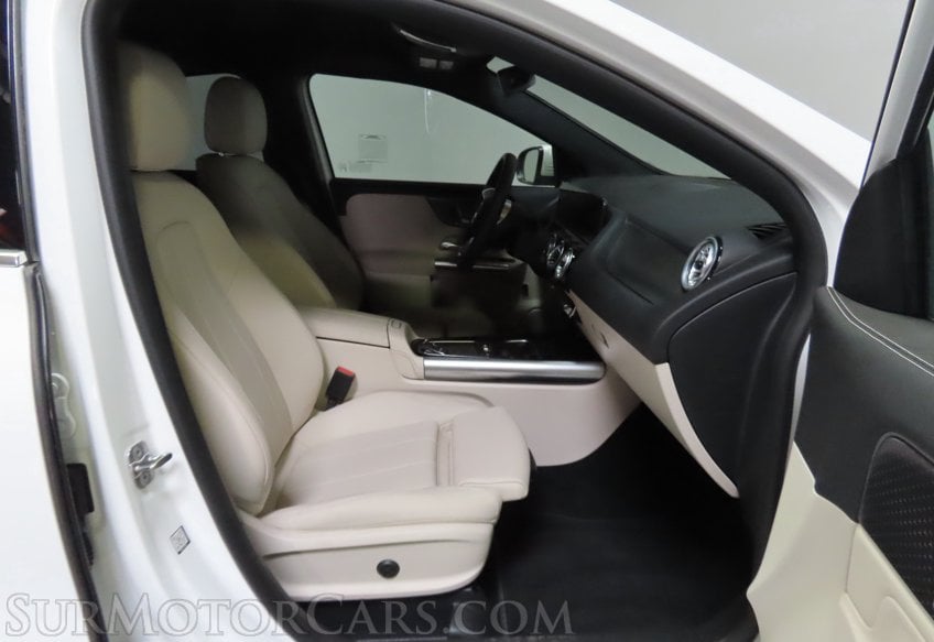 2025 Mercedes-Benz GLA 250 - Image 19