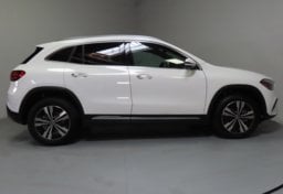 2025 Mercedes-Benz GLA 250 - Image 5