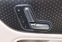 2025 Mercedes-Benz GLA 250 - Image 44