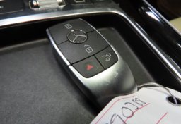 2025 Mercedes-Benz GLA 250 - Image 41