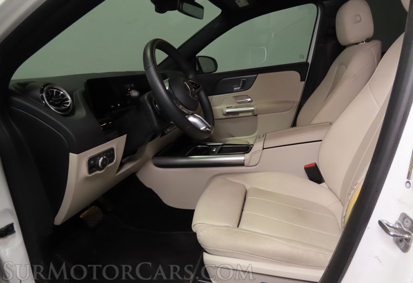 2025 Mercedes-Benz GLA 250 - Image 19