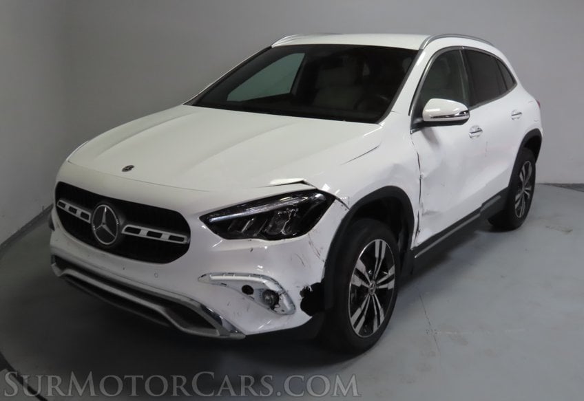 2025 Mercedes-Benz GLA 250 - Image 4