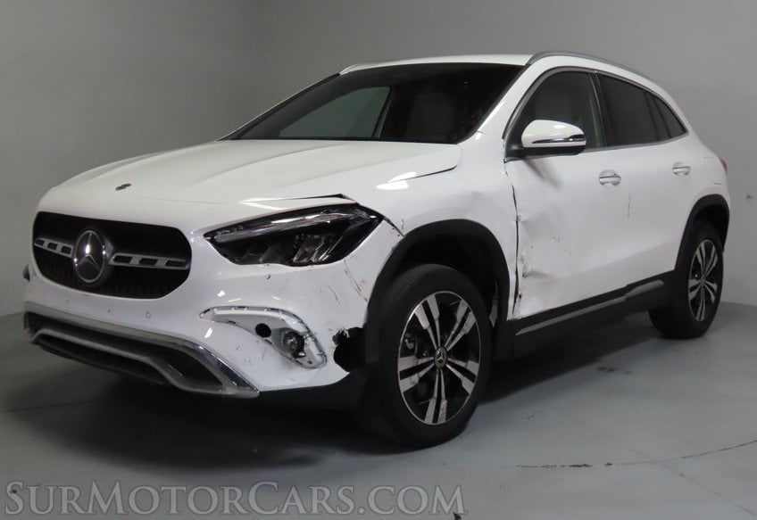 2025 Mercedes-Benz GLA 250 - Image 4