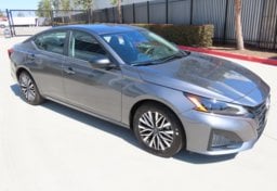 2026 Nissan Altima SV - Image 2