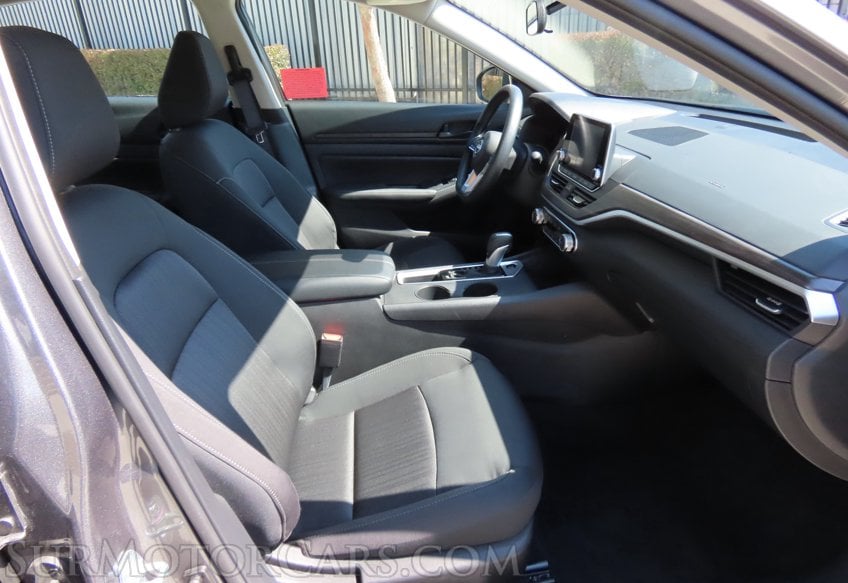 2026 Nissan Altima SV - Image 16