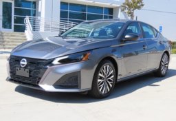 2026 Nissan Altima SV - Image 3