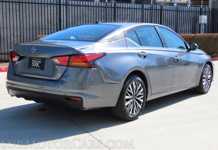 2026 Nissan Altima SV - Image 8