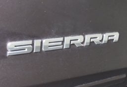 2015 GMC Sierra 1500 SLE - Image 24