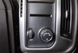 2015 GMC Sierra 1500 SLE - Image 29
