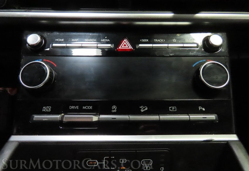 2025 Hyundai SANTA FE SEL - Image 39