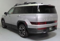 2025 Hyundai SANTA FE SEL - Image 9