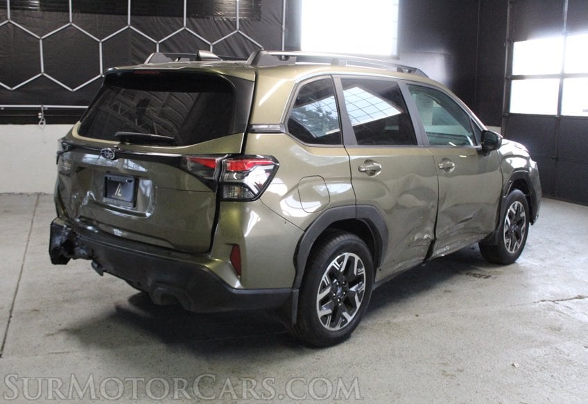 2026 Subaru Forester AWD Premium - Image 5