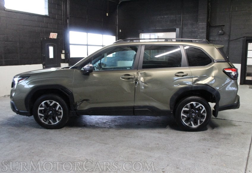2026 Subaru Forester AWD Premium - Image 10