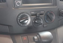 2020 Nissan NV200 - Image 38