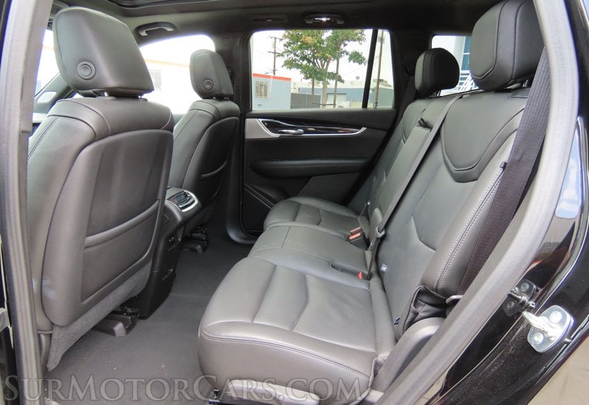 2024 Cadillac XT6 Premium Luxury - Image 30
