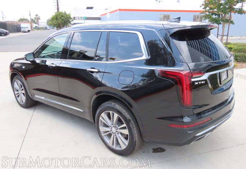 2024 Cadillac XT6 Premium Luxury - Image 5