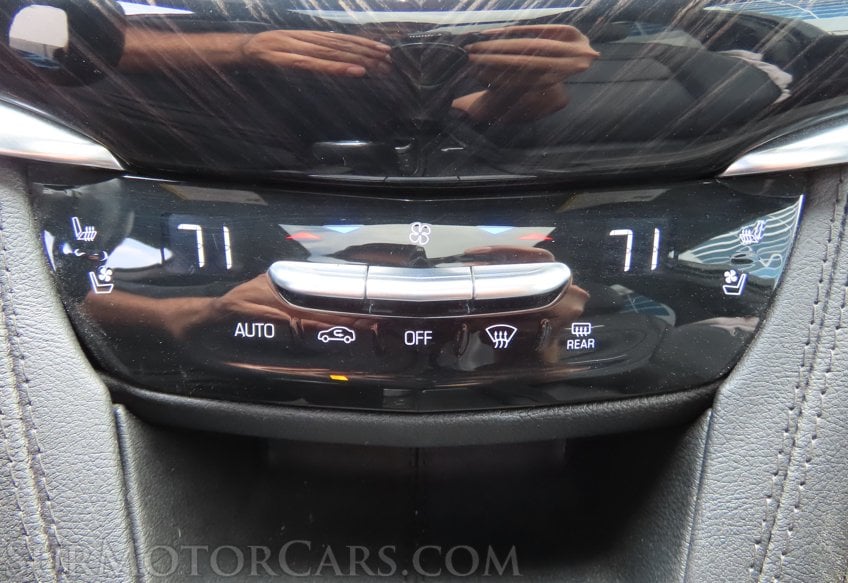 2024 Cadillac XT6 Premium Luxury - Image 44