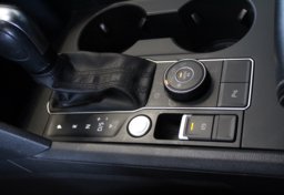 2020 Volkswagen Atlas Cross Sport SE - Image 57