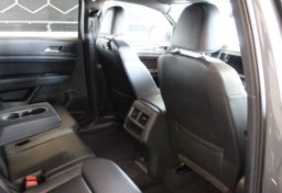 2020 Volkswagen Atlas Cross Sport SE - Image 40