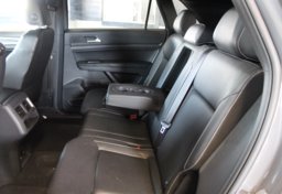2020 Volkswagen Atlas Cross Sport SE - Image 37