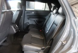 2020 Volkswagen Atlas Cross Sport SE - Image 38