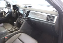 2020 Volkswagen Atlas Cross Sport SE - Image 61