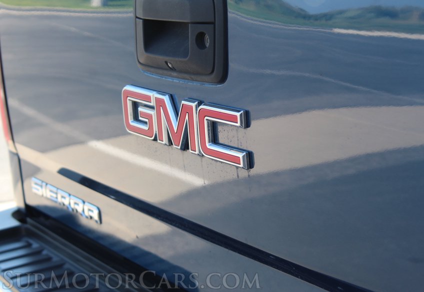 2018 GMC Sierra 2500HD SLT - Image 25