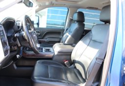 2018 GMC Sierra 2500HD SLT - Image 39