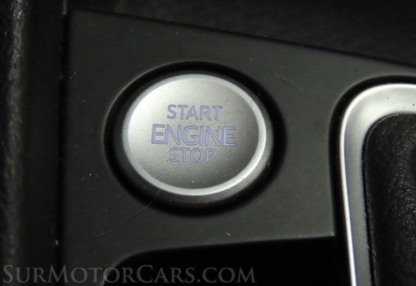 2025 Volkswagen Jetta - Image 35